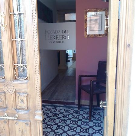 Posada Del Herrero 마드리데호스 외부 사진